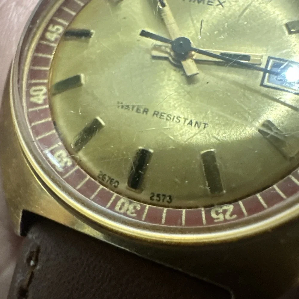 Works Vintage 1973 Timex Marlin Gold Tone Date 34mm Mens Watch Manual Wind Rare